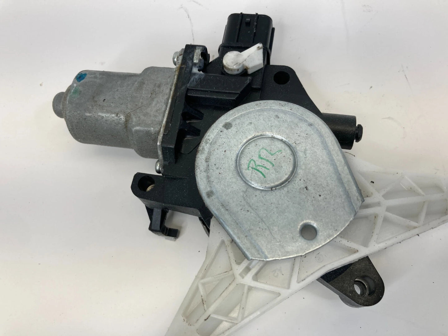 2010-2014 SUBARU LEGACY REAR RIGHT SIDE BACK DOOR WINDOW REGULATOR W MOTOR OEM