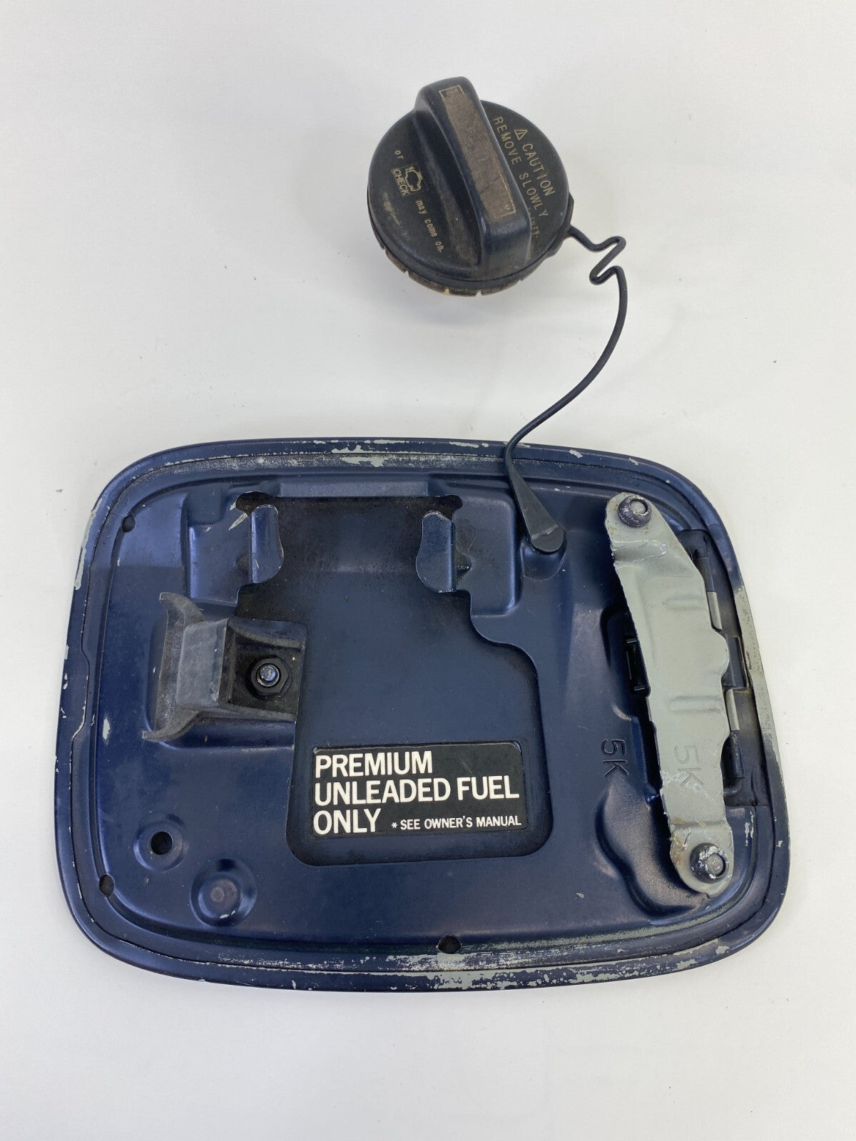 2006-2014 Lexus IS250 Fuel Filler Tank Door Gas Lid Cover W/ Fuel Tank Cap OEM