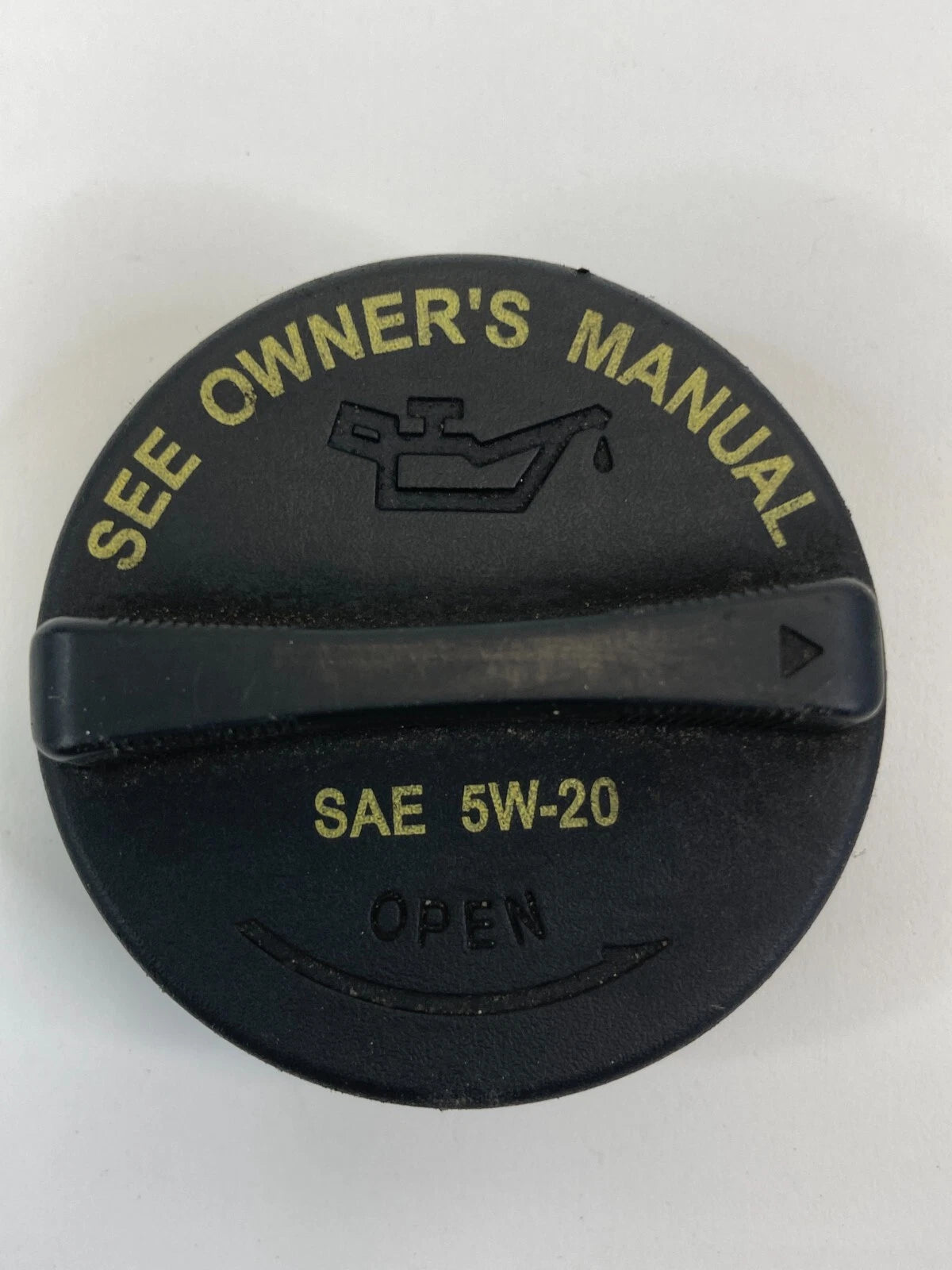 2010-2023 KIA FORTE 2.0L ENGINE OIL FILLER TANK CAP LID COVER SAE 5W-20 OEM