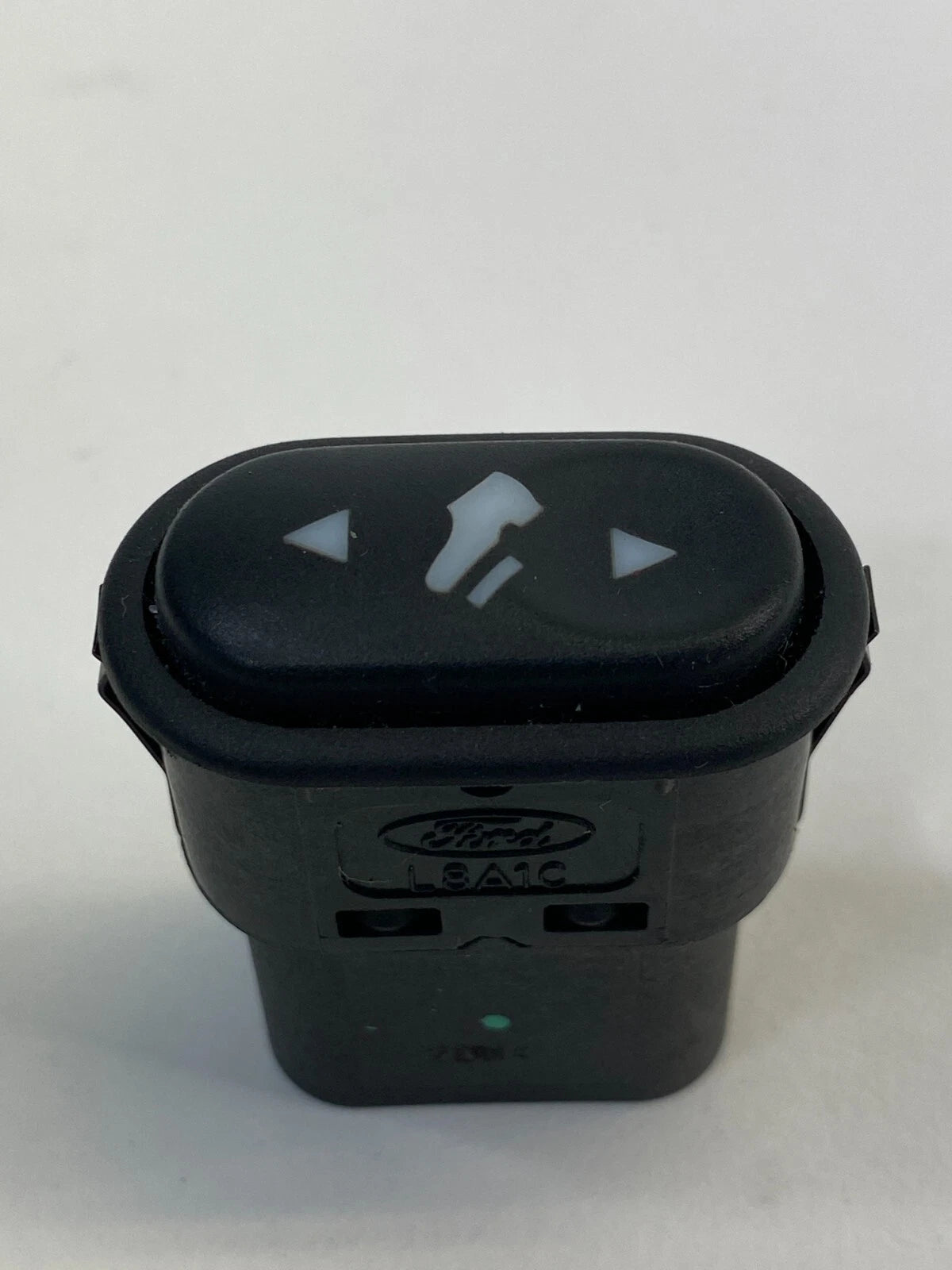 2003-2006 FORD EXPEDITION PEDALS HEIGHT ADJUSTMENT SWITCH ABUTTON 1L2T-6G604-AD