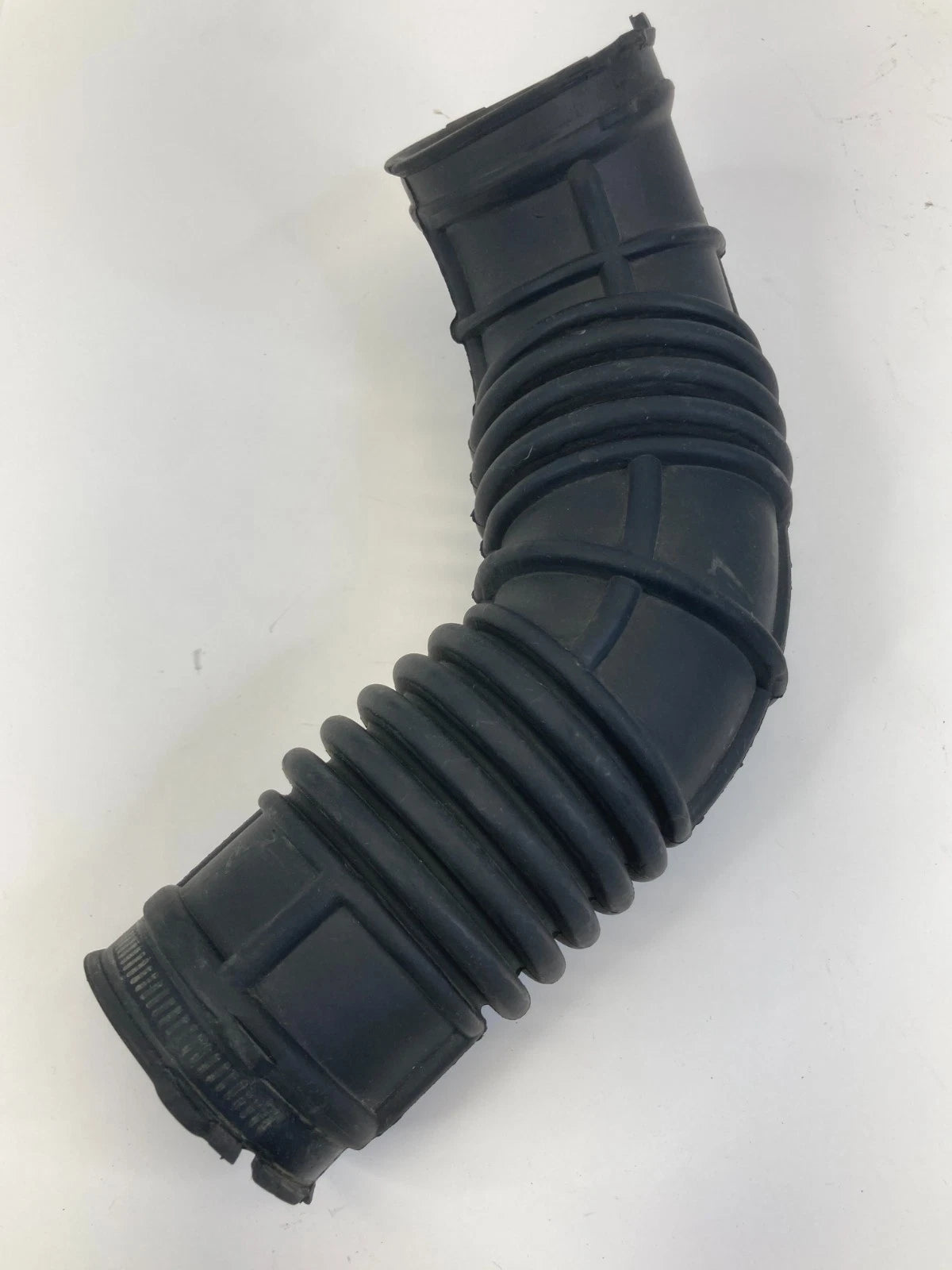 2011 2012 2013 2014 CHEVROLET CRUZE 1.8L AIR INTAKE HOSE DUCT TUBE 696-093 OEM