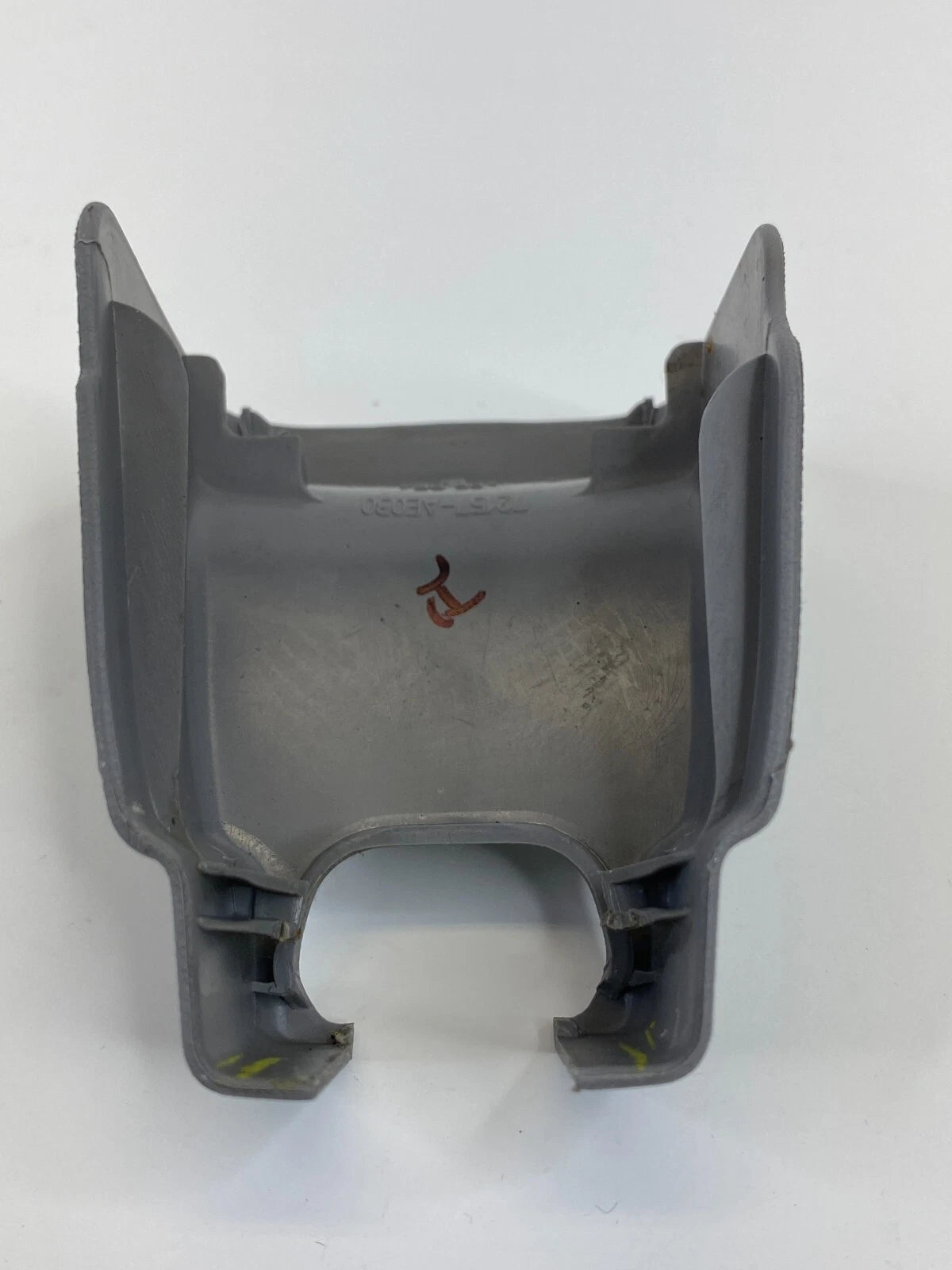 2005-2010 TOYOTA SIENNA FRONT SEAT TRACK END COVER 72157-AE030 OEM