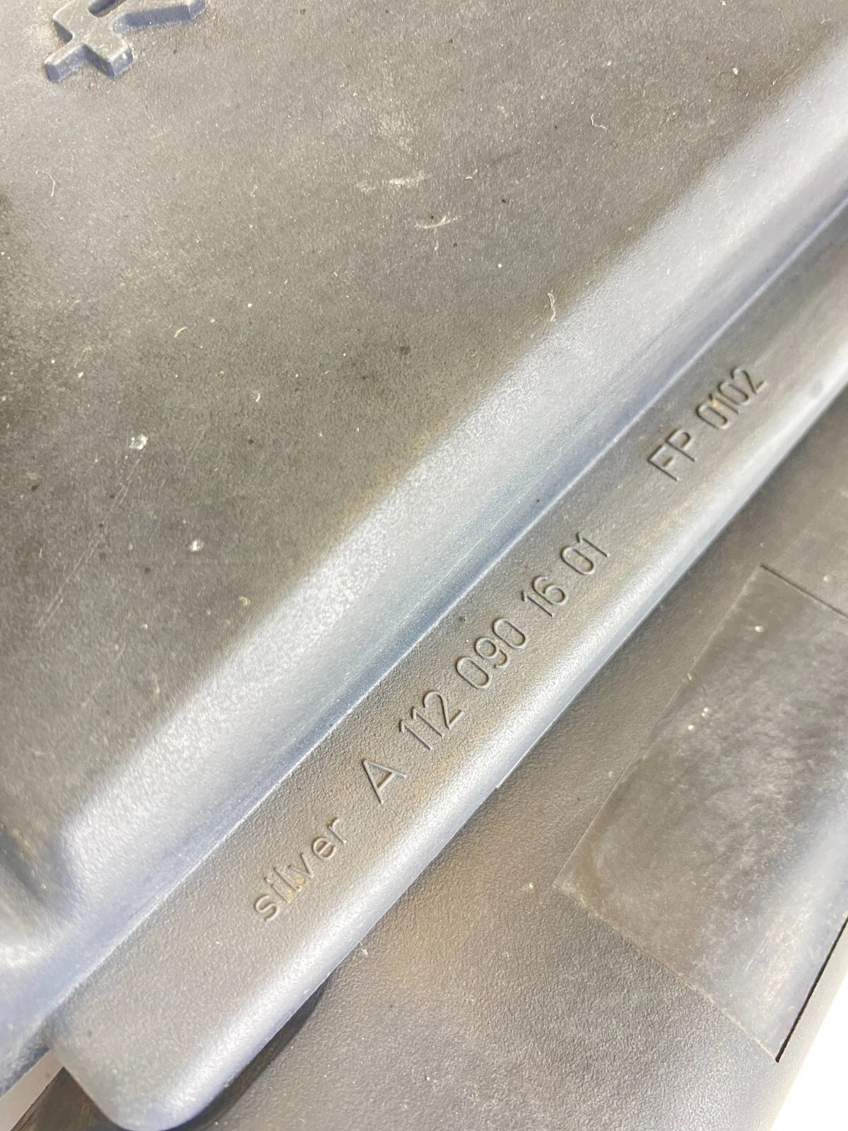 2004-2008 CHRYSLER CROSSFIRE ENGINE COVER AIR INTAKE CLEANER FILTER BOX UPPER