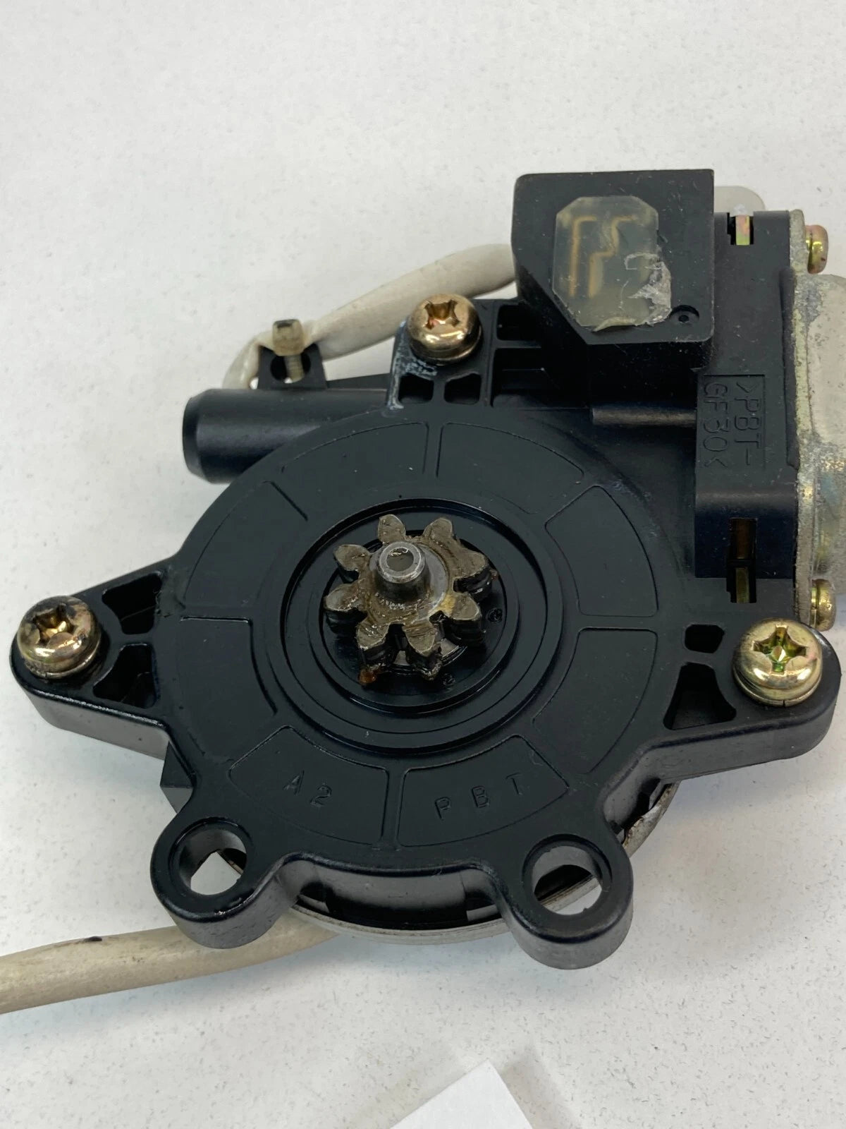 2000-2004 SUBARU OUTBACK REAR LEFT BACK DOOR POWER WINDOW MOTOR 62188-AE01B OEM