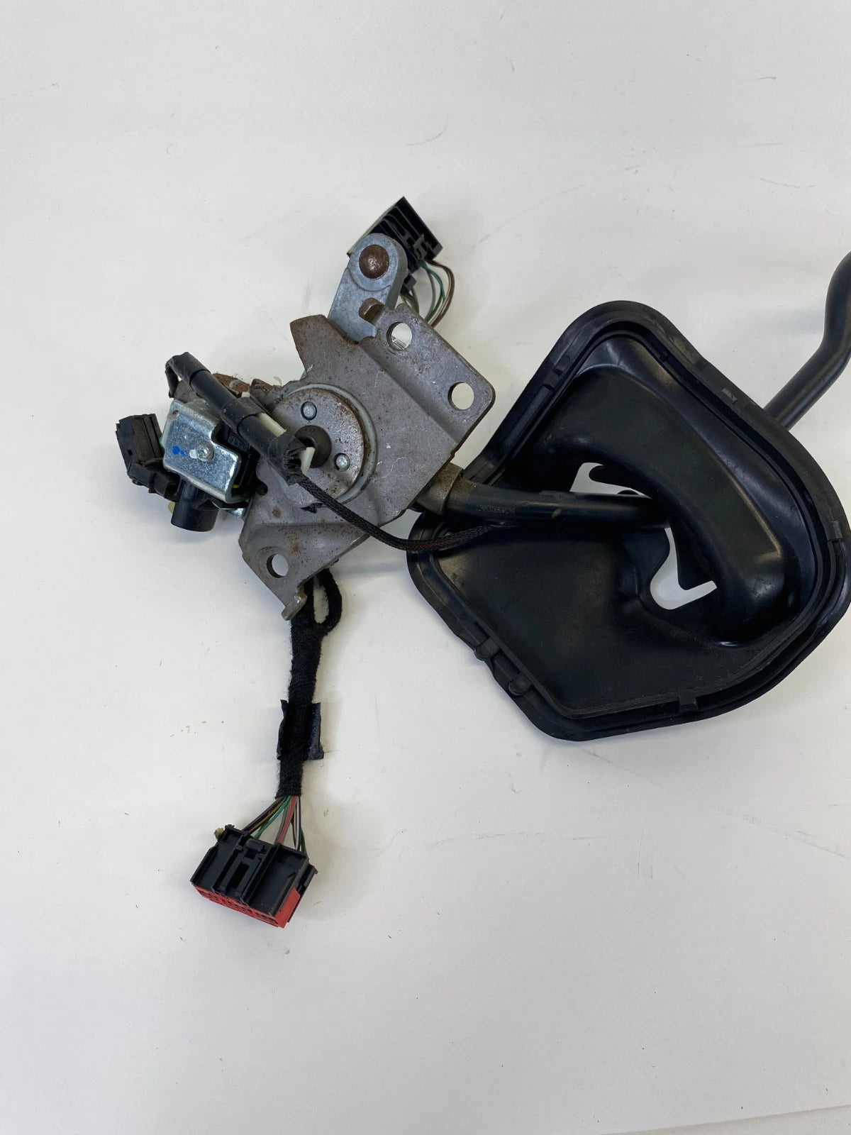 2013-2019 TAURUS EXPLORER INTERCEPTOR A/T GEAR COLUMN SHIFTER LEVER GB5T3E605