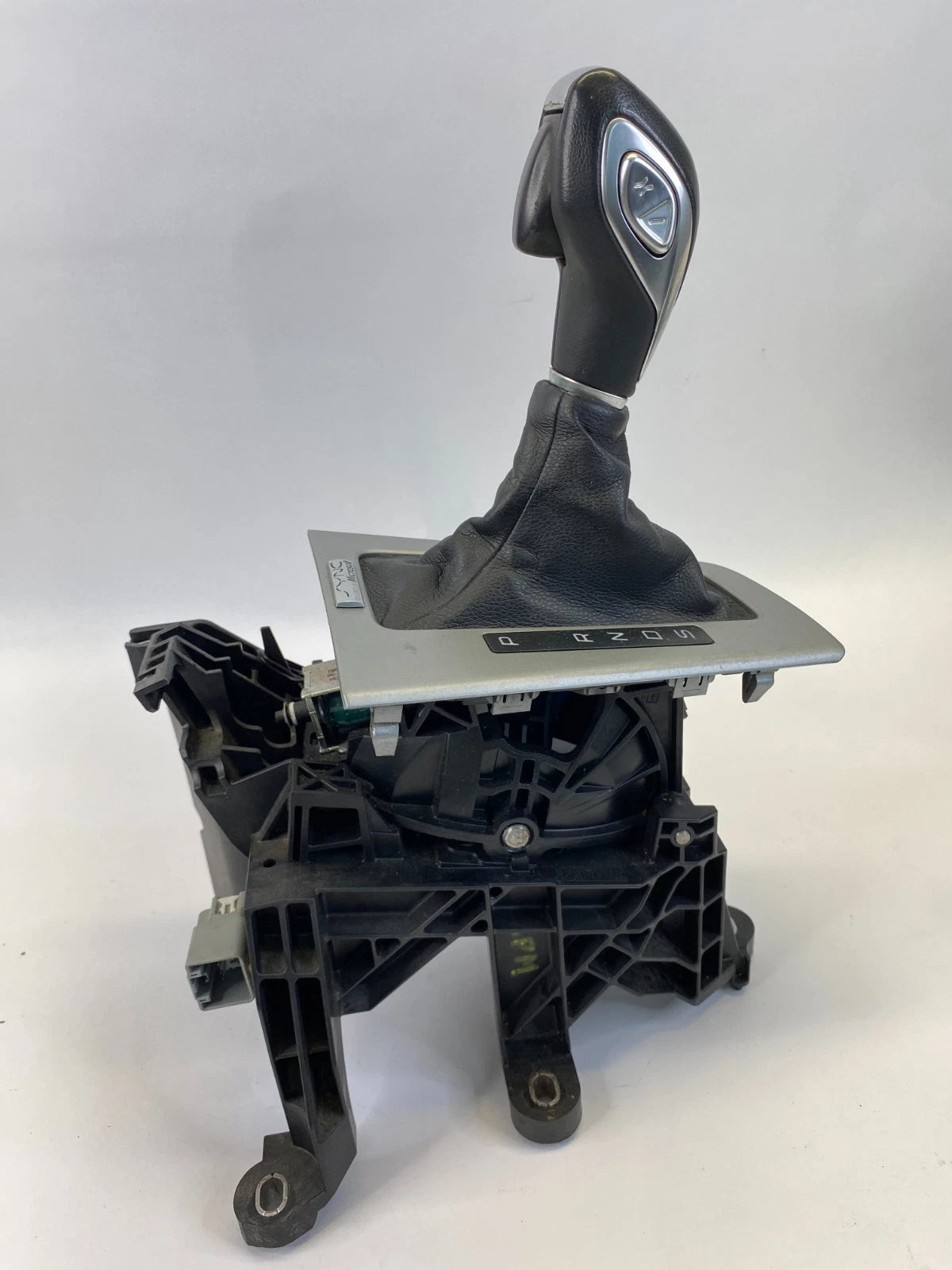 12-14 FORD FOCUS AUTOMATIC GEAR SHIFTER BOX LEVER ASSEMBLY OEM BV6P-7K004-MD3JA6