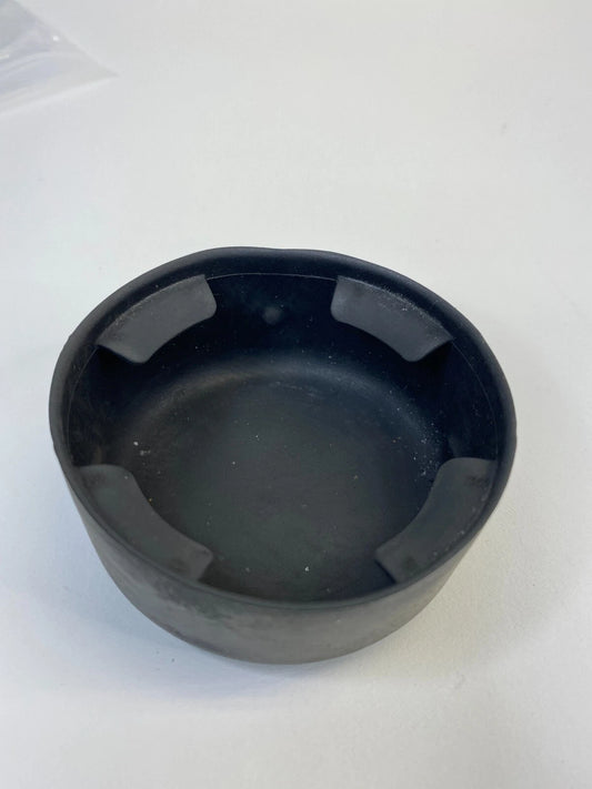 2002-2009 CHEVROLET TRAILBLAZER CENTER CONSOLE RUBBER CUP HOLDER INSERT MAT