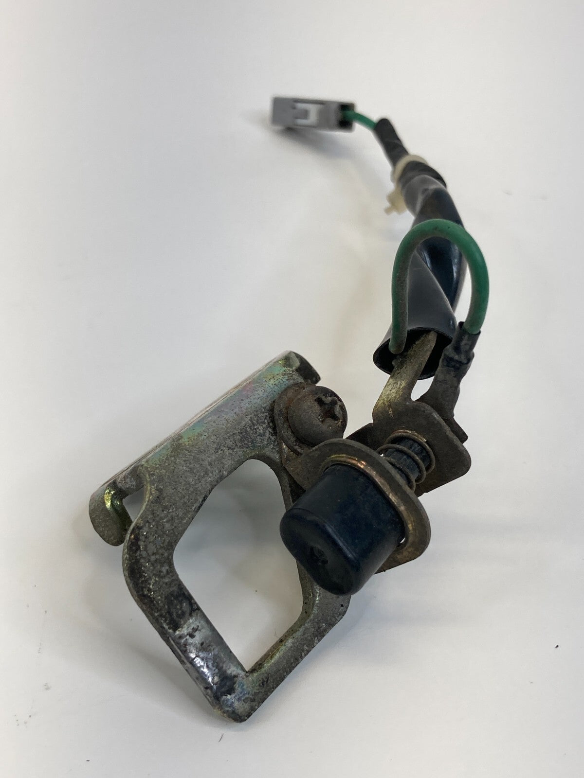 1992-2003 Toyota Camry SEDAN Rear Trunk Lock latch Striker Switch Assy OEM