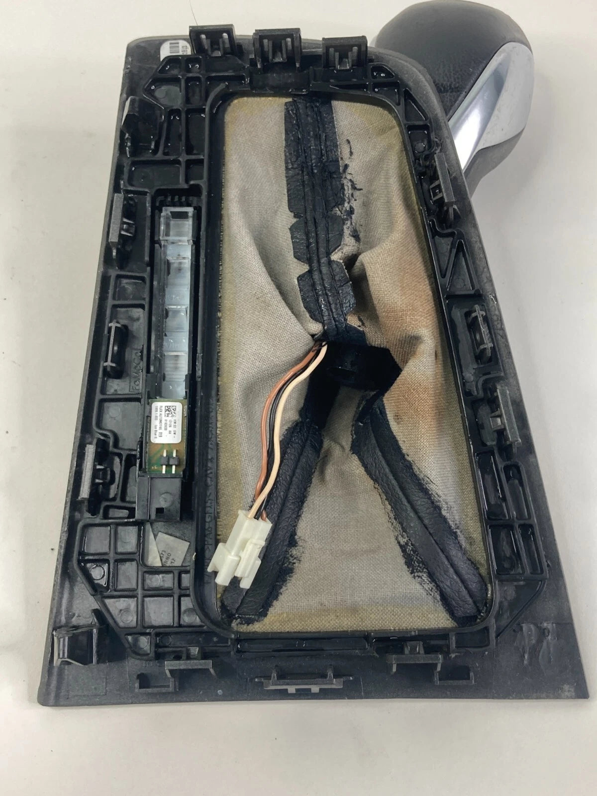 2012-2014 FORD FOCUS 2.0L A/T CENTER CONSOLE SHIFTER BOOT KNOB BEZEL TRIM SYNC