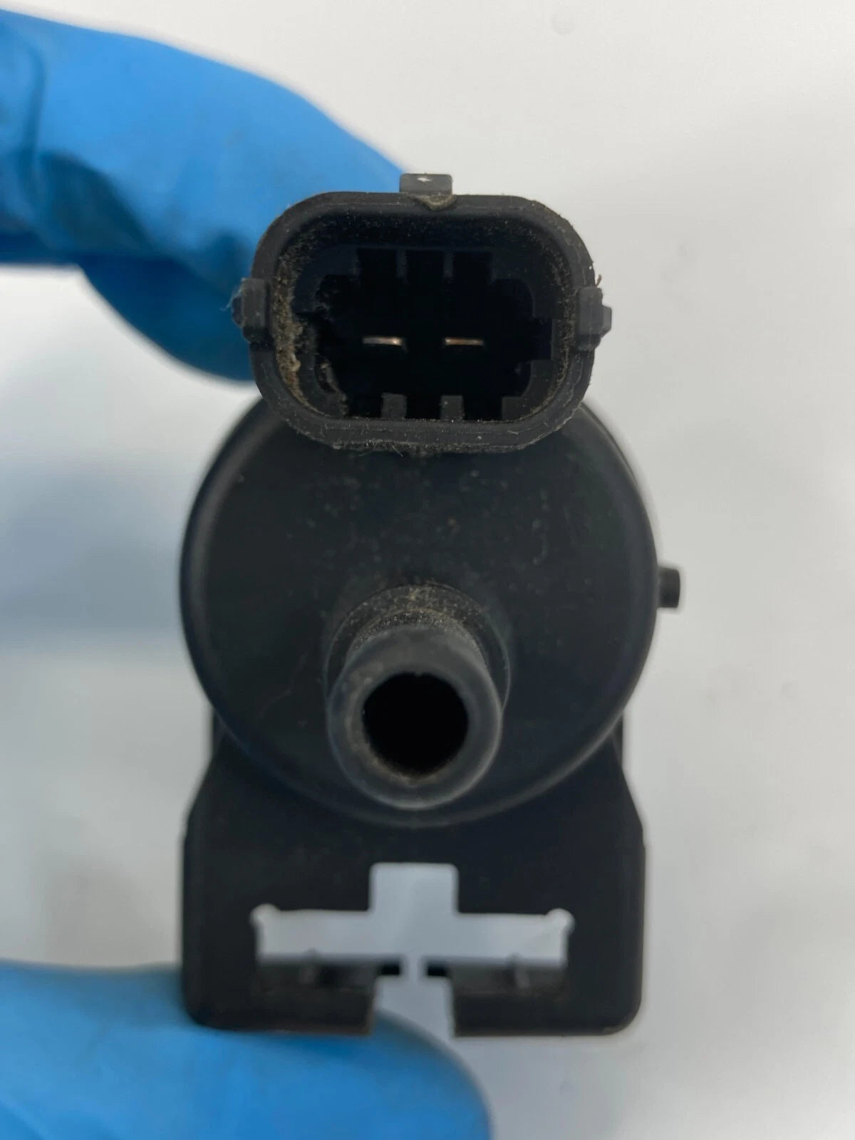12-20 CHEVROLET SONIC VACUUM PURGE SOLENOID FUEL VALVE VAPOR CANISTER 280142495