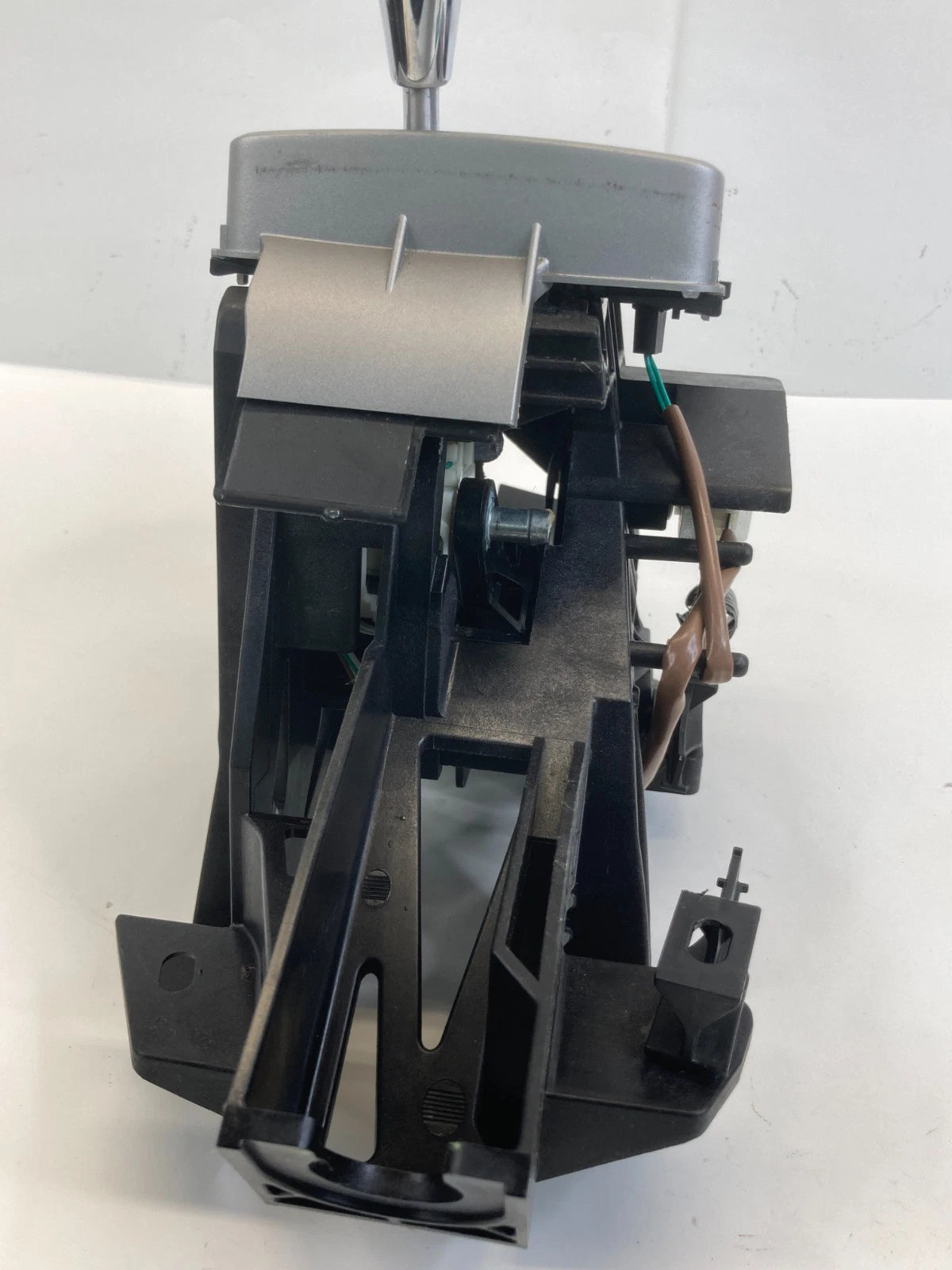 2009-2013 TOYOTA COROLLA A/T FLOOR GEAR SELECTOR SHIFT SHIFTER LEVER INDICATOR