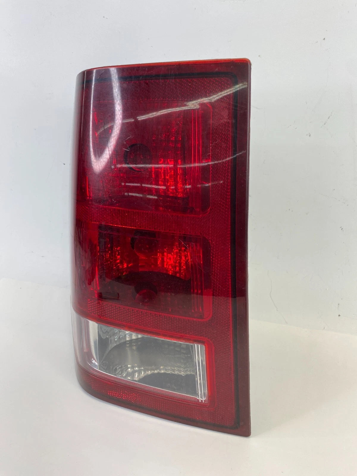 2005 2006 JEEP GRAND CHEROKEE LEFT DRIVER TAIL LIGHT LAMP TAILLIGHT 55156615AD