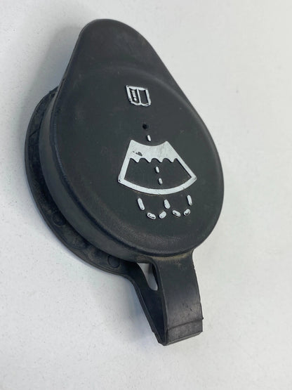 2008-2012 CHEVROLET MALIBU WINDSHIELD WASHER FLUID RESERVOIR TANK CAP COVER OEM