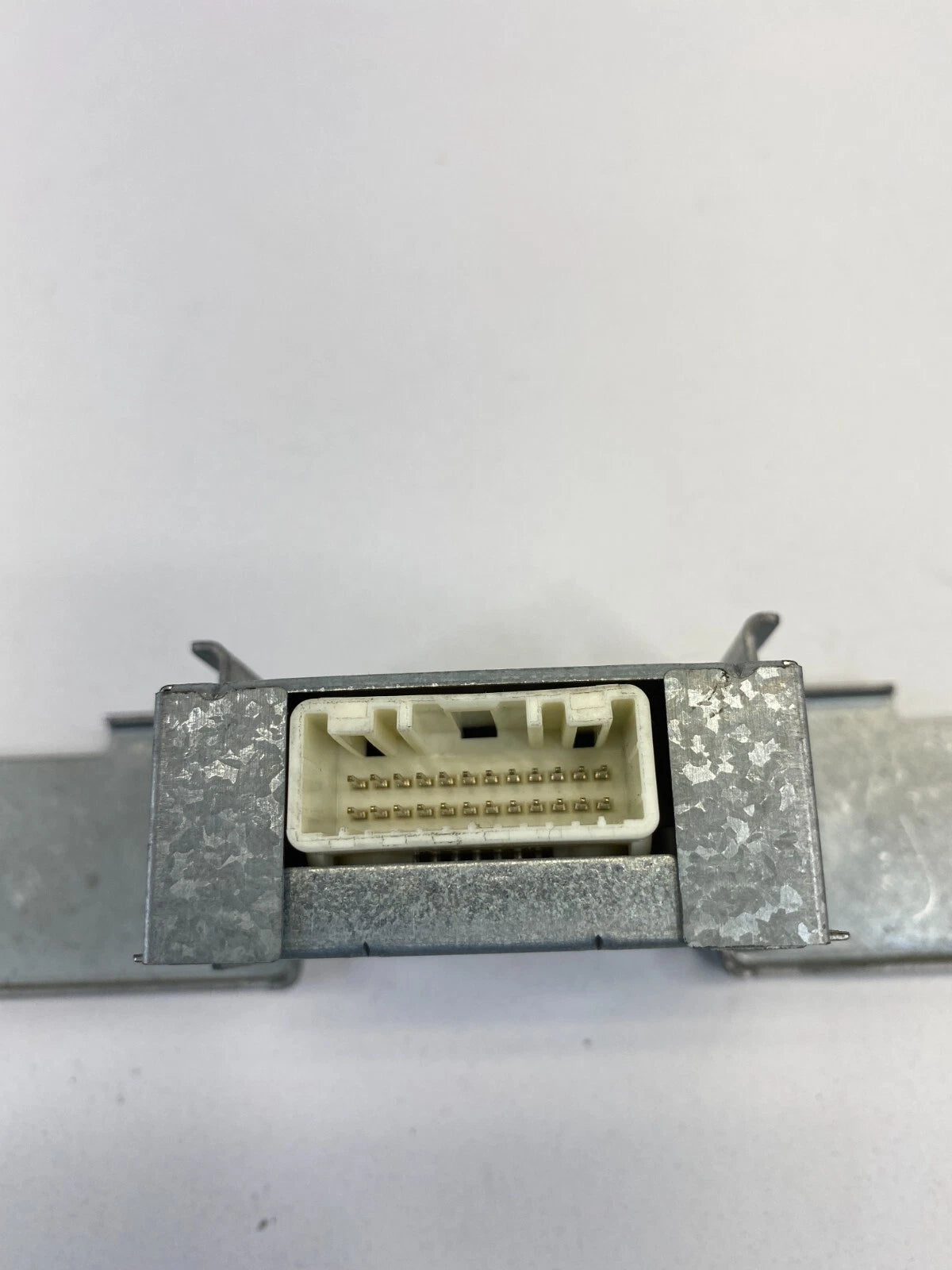 10 11 12 13 14 NISSAN CUBE AUXILIARY AUX AUDIO CONTROL MODULE UNIT 284H1-ZT50B