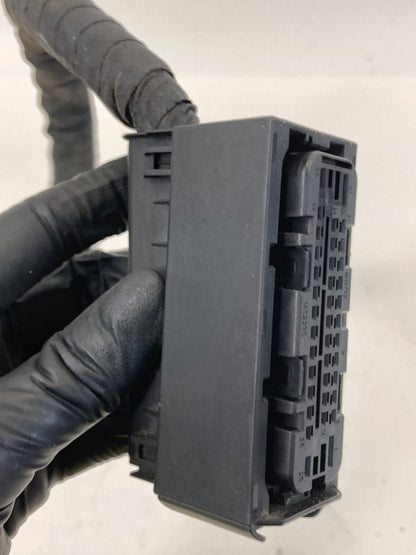 2006 2007 BMW 530XI 3.0L L6 AT ABS ANTI LOCK BRAKE PUMP CONNECTOR PLUG RELAY OEM