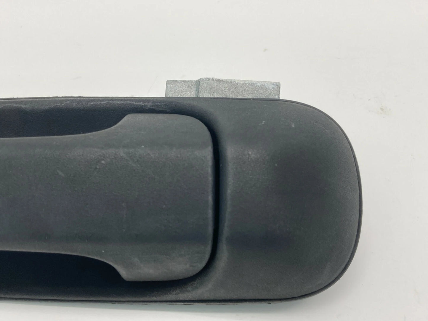 2002-2004 JEEP GRAND CHEROKEE LAREDO REAR BACK LEFT SIDE EXTERIOR DOOR HANDLE
