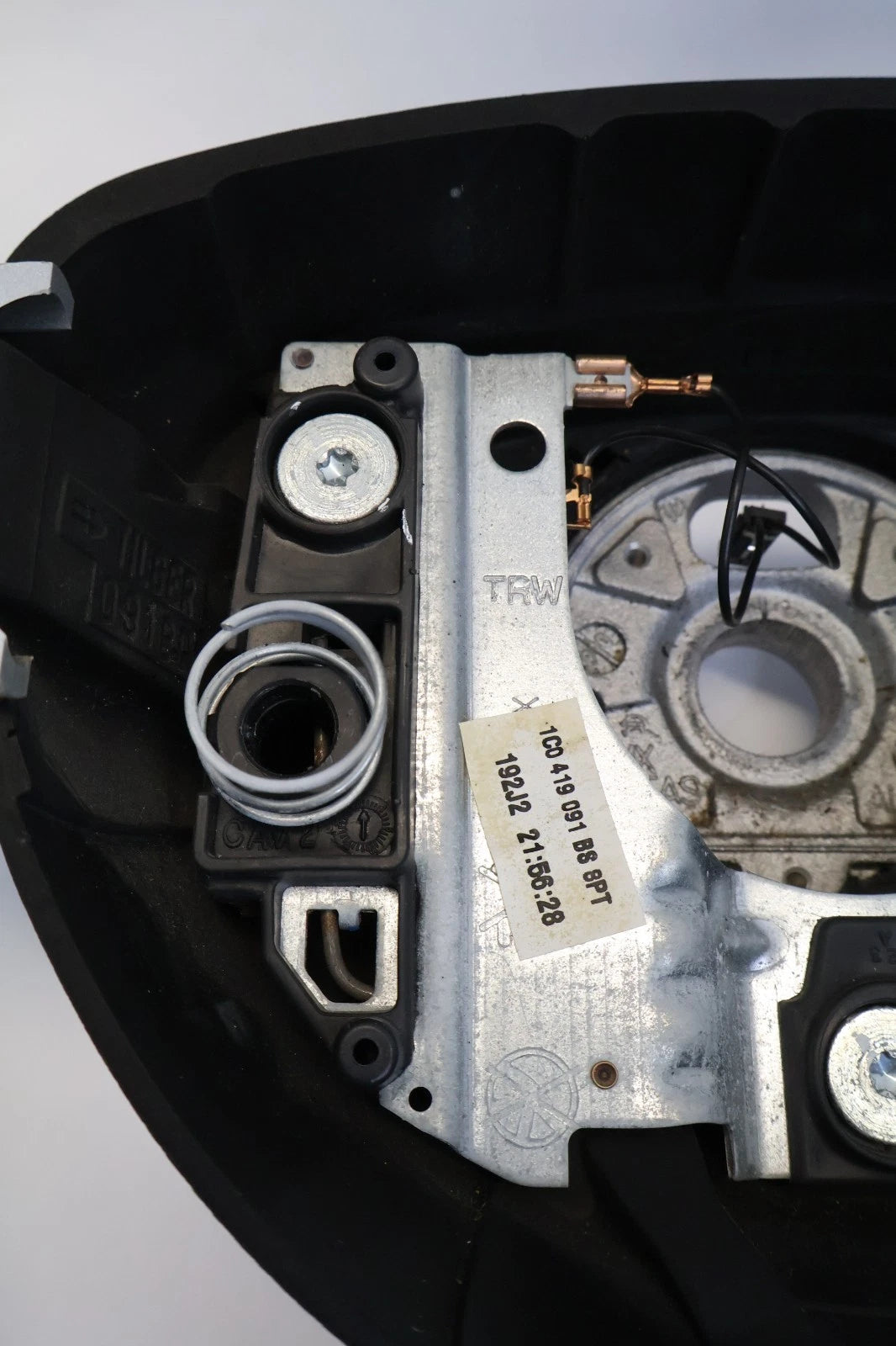 2006-2010 VOLKSWAGEN BEETLE 2.5L STEERING WHEEL 1C0-419-091-BS OEM