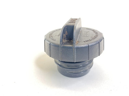 1998 1999 2000 2001 NISSAN ALTIMA SEDAN FUEL FILLER GAS TANK LID CAP COVER OEM