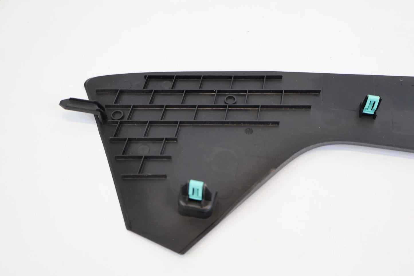 2020 2021 FORD EXPLORER CENTER CONSOLE LEFT SIDE LOWER TRIM COVER LB5BS04609 OEM