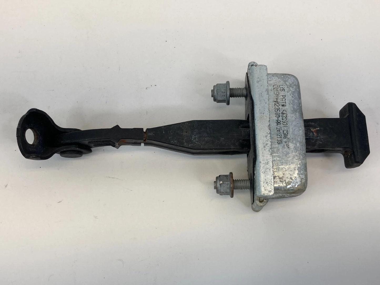 2012-2018 FORD FOCUS SEDAN FRONT RIGHT DOOR LOCK CHECK STOPPER STRAP CM51A23500