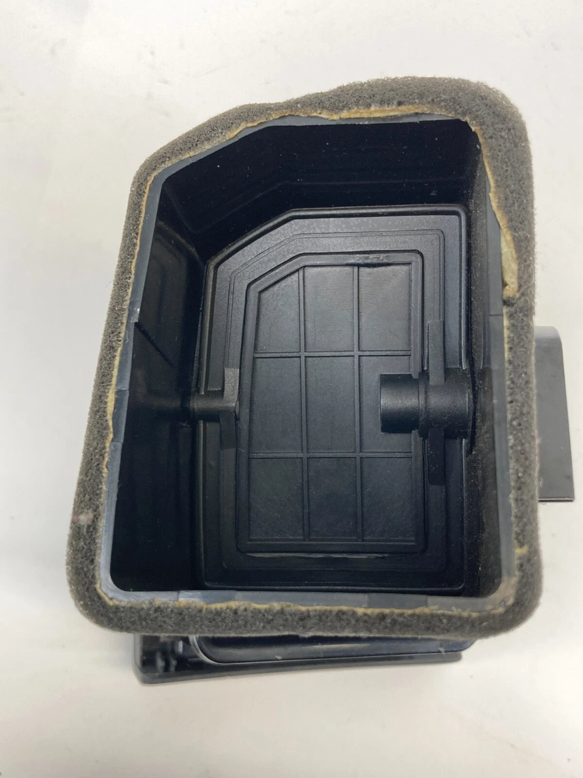 2005-2011 HYUNDAI ACCENT RIGHT PASSENGER DASH AC AIR VENT OUTLET 97480-1E000