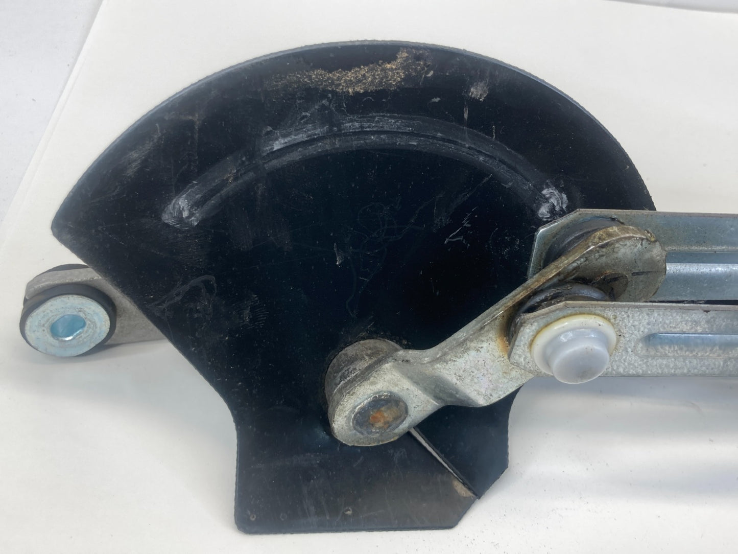 10-17 GMC Terrain Chevy Equinox Front Windshield Wiper Motor w/ Transmission OEM