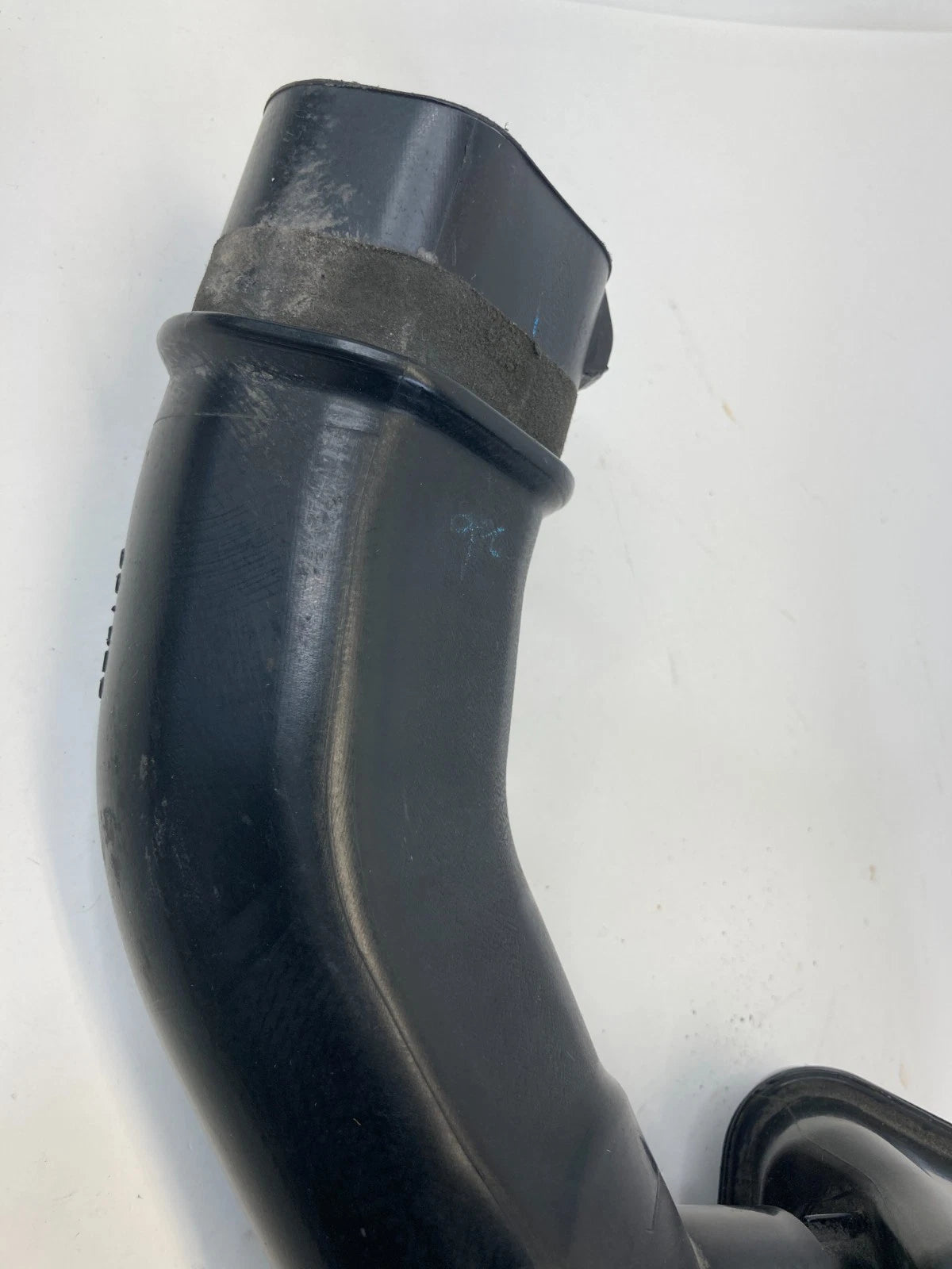 2010-2015 TOYOTA PRIUS AIR CLEANER RESONATOR INTAKE BOX FILTER 17893-37040 OEM