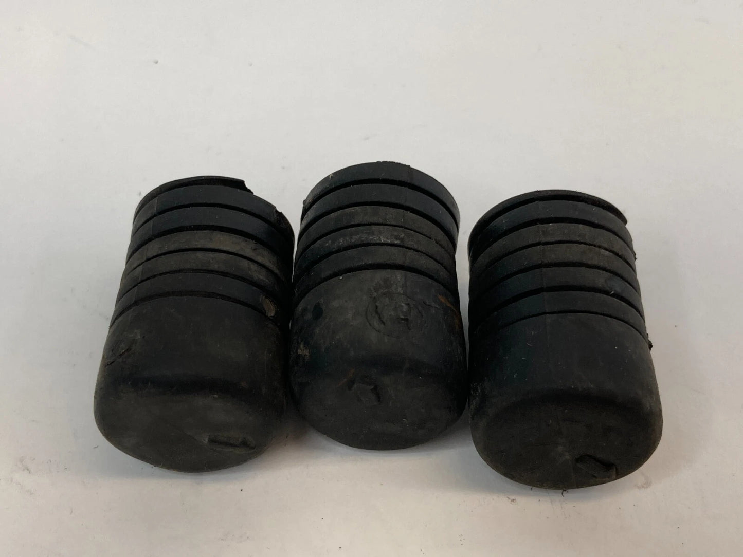 2001-2016 HYUNDAI ELANTRA FRONT HOOD RUBBER CUSHION BUFFER STOPPER BUMPER SET