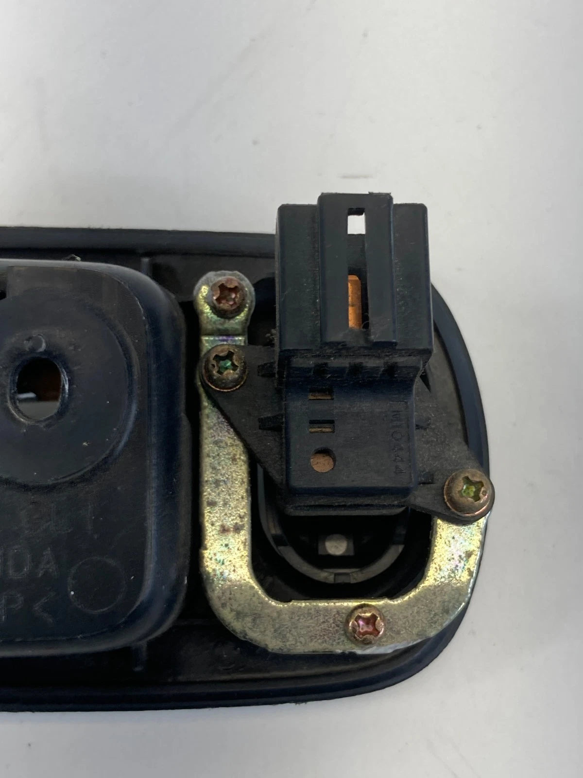 01-05 HONDA CIVIC SEDAN FRONT LEFT SIDE INTERIOR DOOR HANDLE W LOCK SWITCH OEM