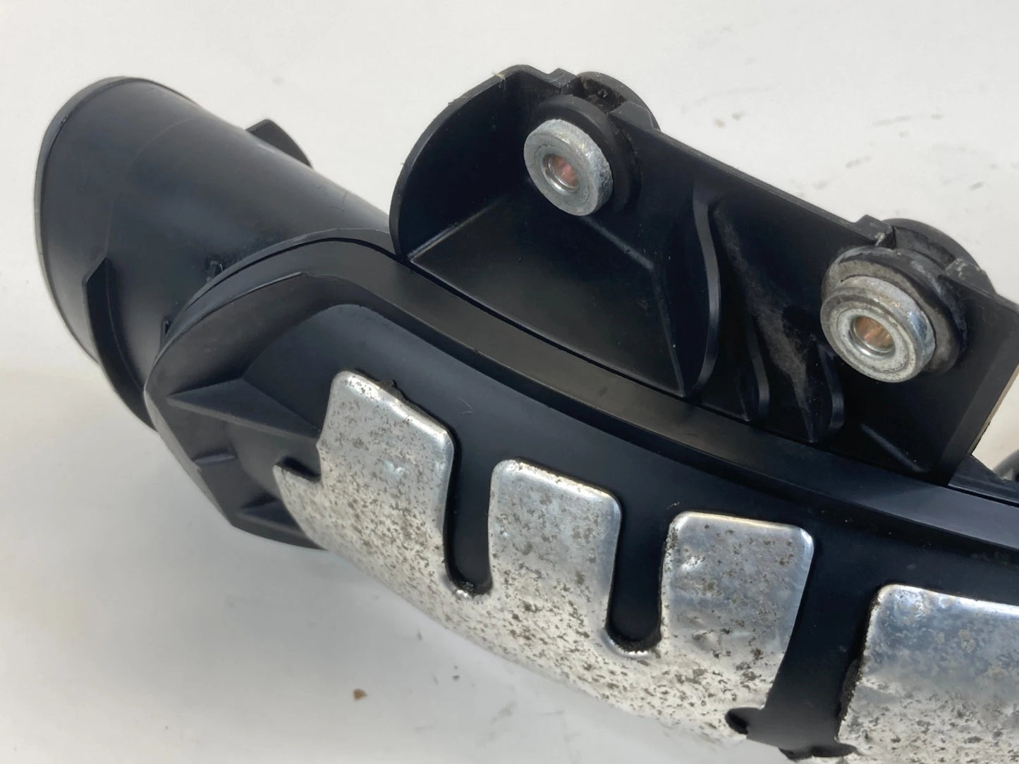 2015-2018 FORD EDGE 2.0L L4 ENGINE AIR INTAKE HOSE INLET DUCT F2G3-9R504-BD OEM