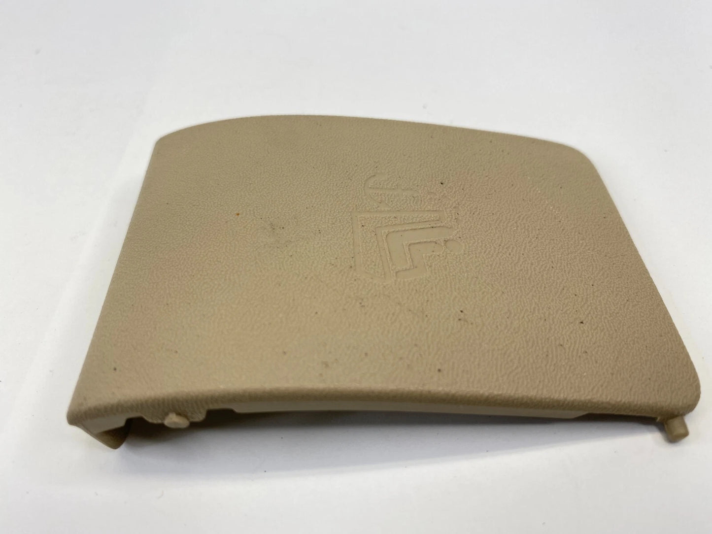 07 08 09 10 11 12 NISSAN SENTRA REAR DECK CHILD SEAT ANCHOR HOOK COVER CAP TRIM