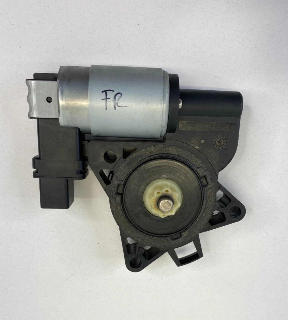 2004-2009 MAZDA3 FRONT RIGHT SIDE DOOR POWER WINDOW MOTOR ASSEMBLY GJ6A5858X OEM