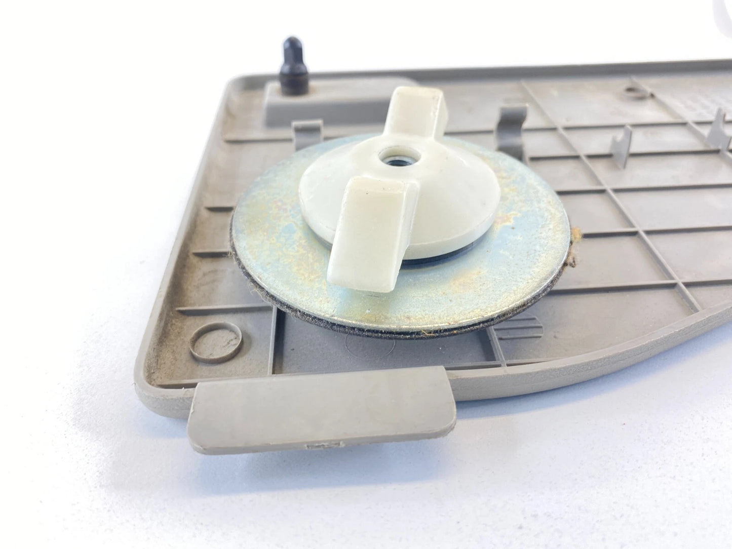 02-07 BUICK RENDEZVOUS REAR RIGHT STORAGE CARGO AREA JACK TOOL COVER 10431216