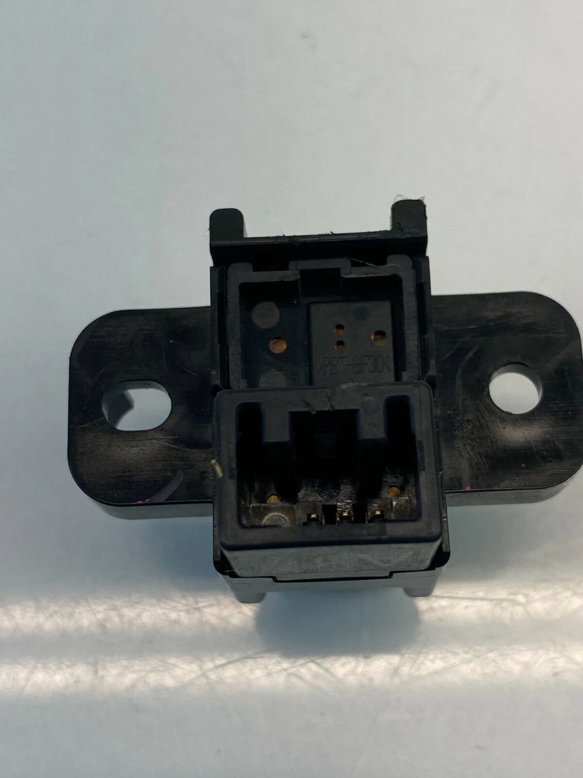 2014 2015 MITSUBISHI MIRAGE FRONT RIGHT PASSENGER SIDE DOOR LOCK SWITCH 8608A239