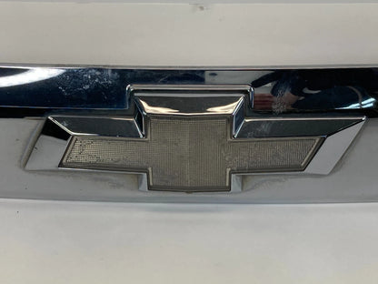 2010-2015 CHEVY EQUINOX LIFTGATE CENTER APPLIQUE MOLDING W/O CAMERA 20879489 OEM
