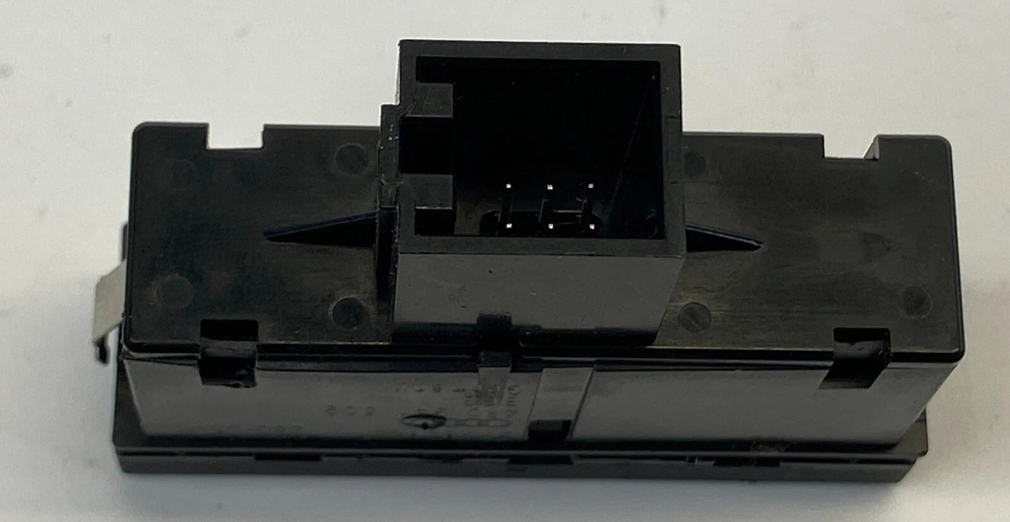 2005-2011 AUDI A6 QUATTRO EMERGENCY DASH INTERIOR HAZARD WARNING LAMP SWITCH OEM