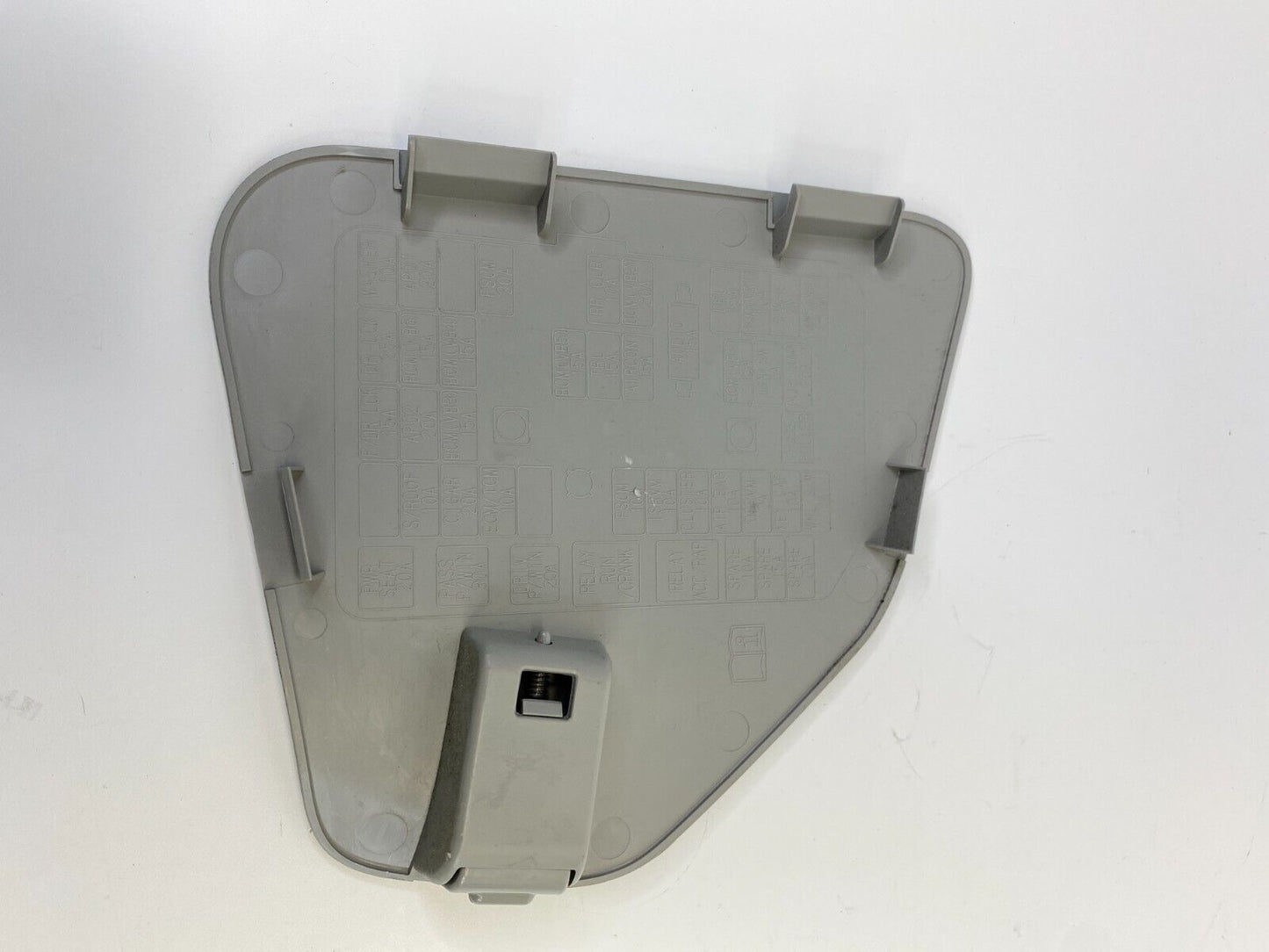 2008-2010 Saturn Vue Dash Lower Center Right Side Fuse Box Access Door Cover OEM