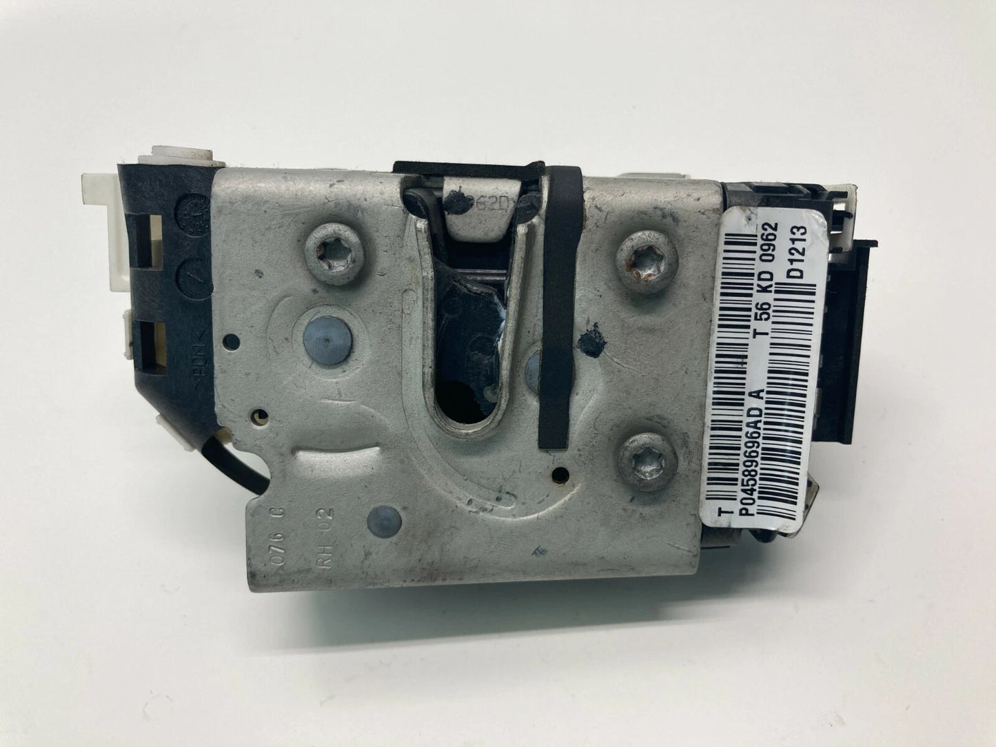 2011 2012 2013 2014 DODGE AVENGER REAR RIGHT DOOR LOCK LATCH ACTUATOR 04589696AD
