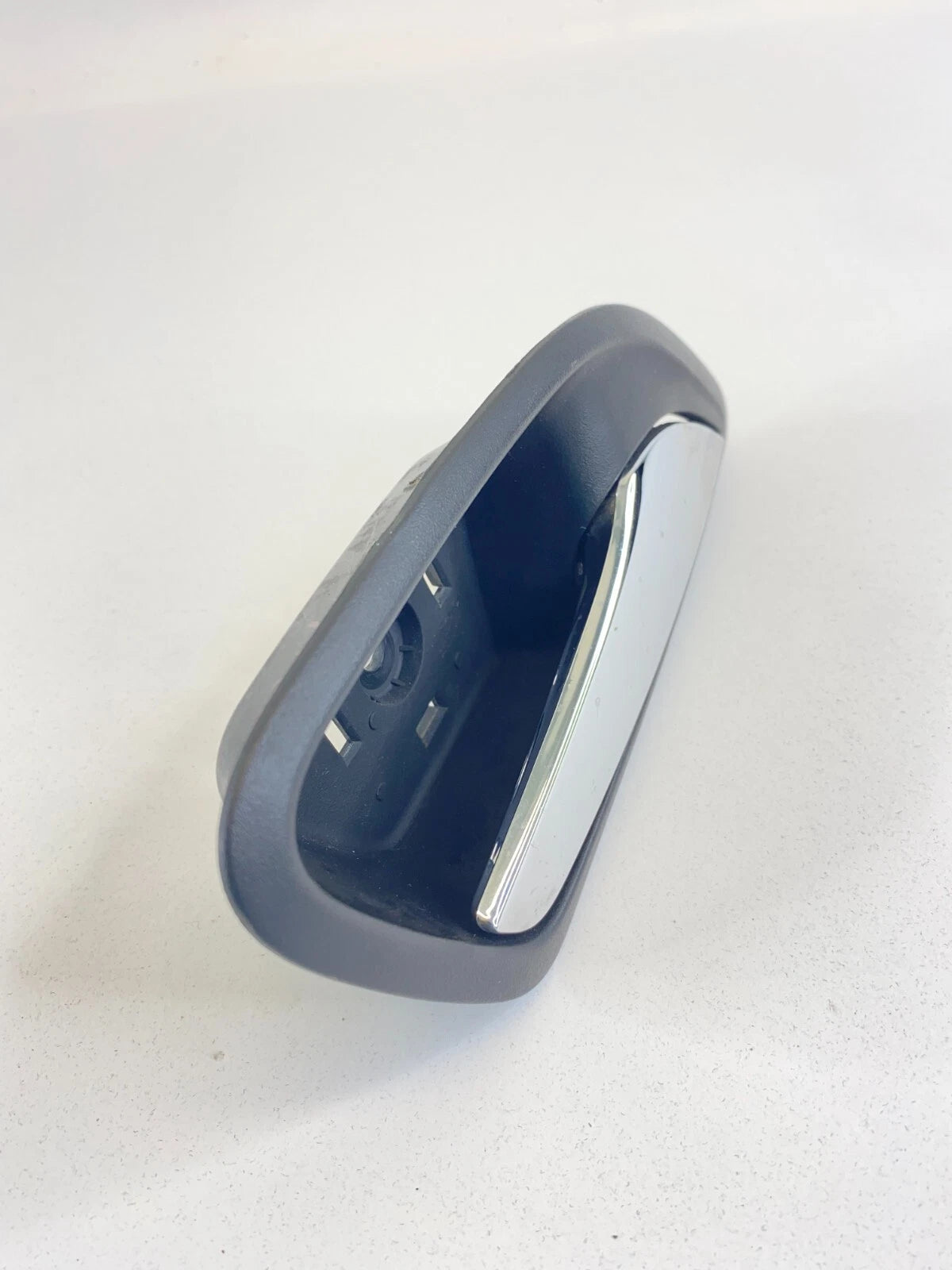11-16 CHEVROLET CRUZE REAR RIGHT SIDE INTERIOR INNER DOOR HANDLE 96845901 OEM