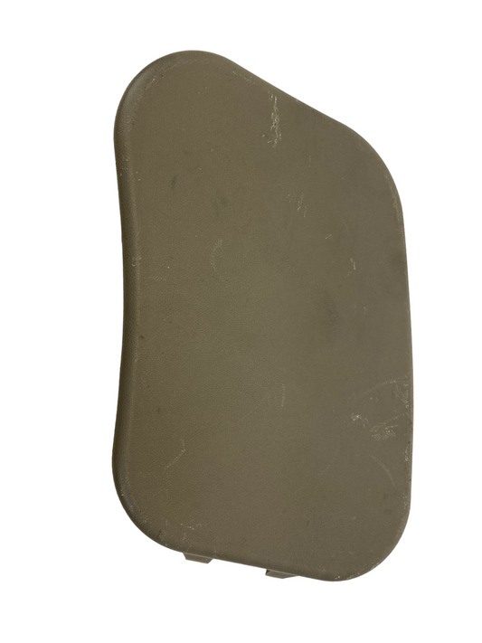 2000-2004 Subaru Outback Rear Right Access Tailgate Lamp Cap Cover 94067AE140