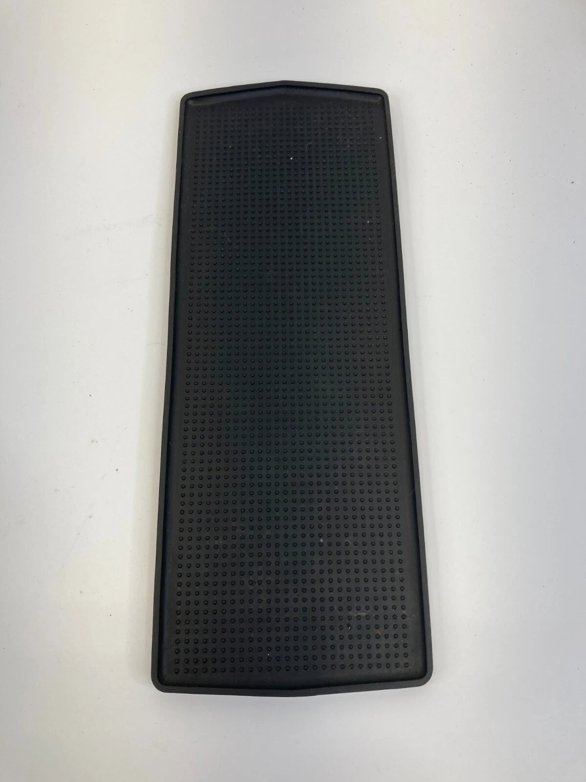 2002-2007 SATURN VUE CENTER CONSOLE RUBBER MAT LINER INSERT OEM