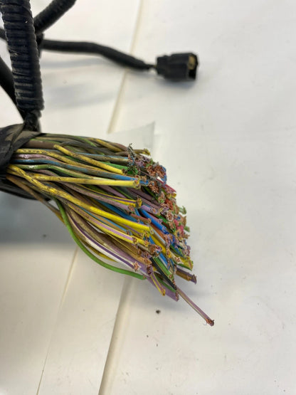 11-15 FORD EXPLORER 3.7L ENGINE FUSE RELAY BOX COMPARTMENT BT4T-14A003-AA OEM