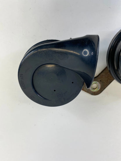 98-10 VW NEW BEETLE DUAL TONE HORN ASSEMBLY HIGH LOW PITCH SNAIL OEM E1-000209
