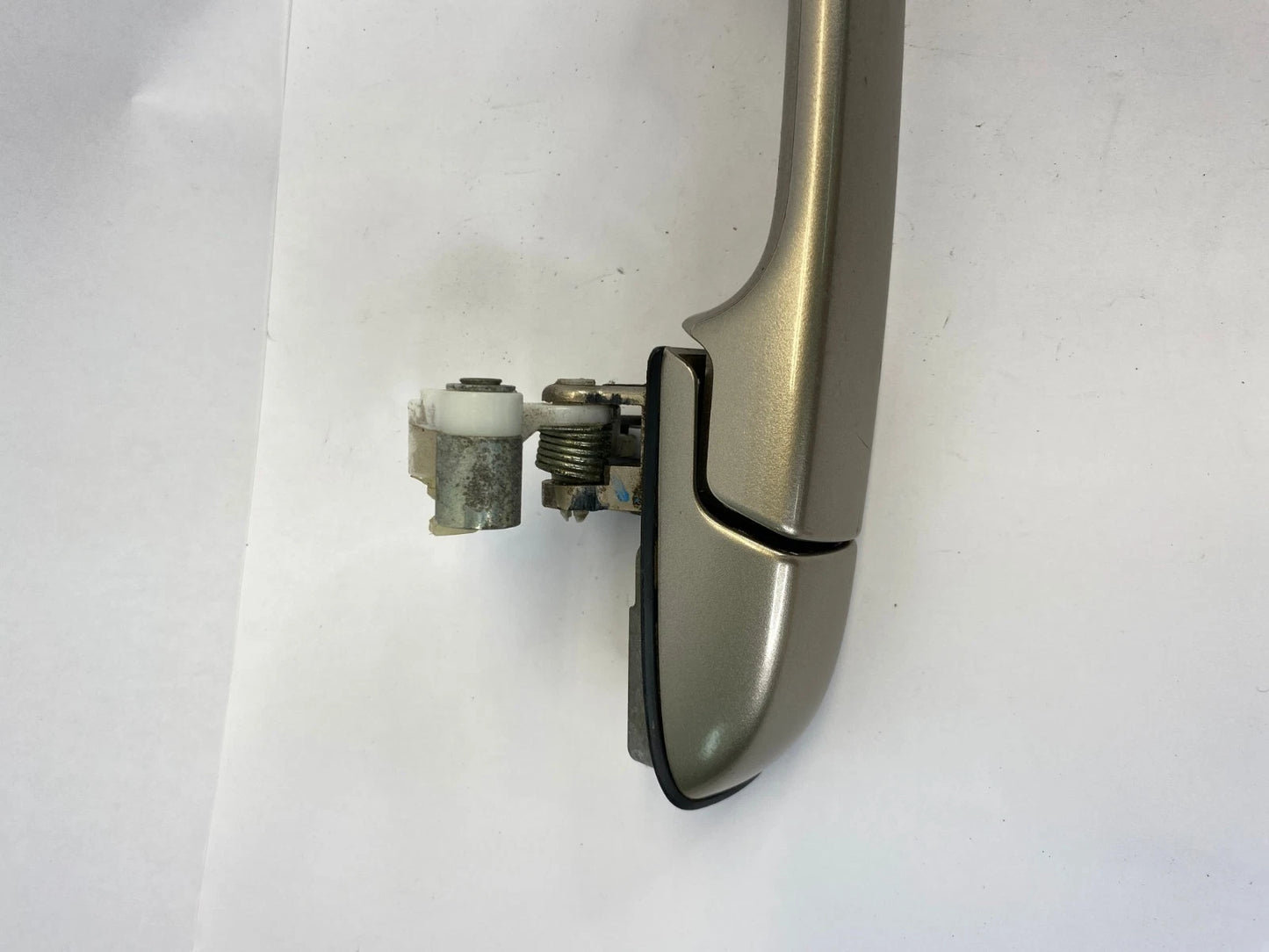 2003-2007 HONDA PILOT OUTSIDE EXTERIOR DOOR HANDLE PULLER REAR RIGHT OEM FACTORY