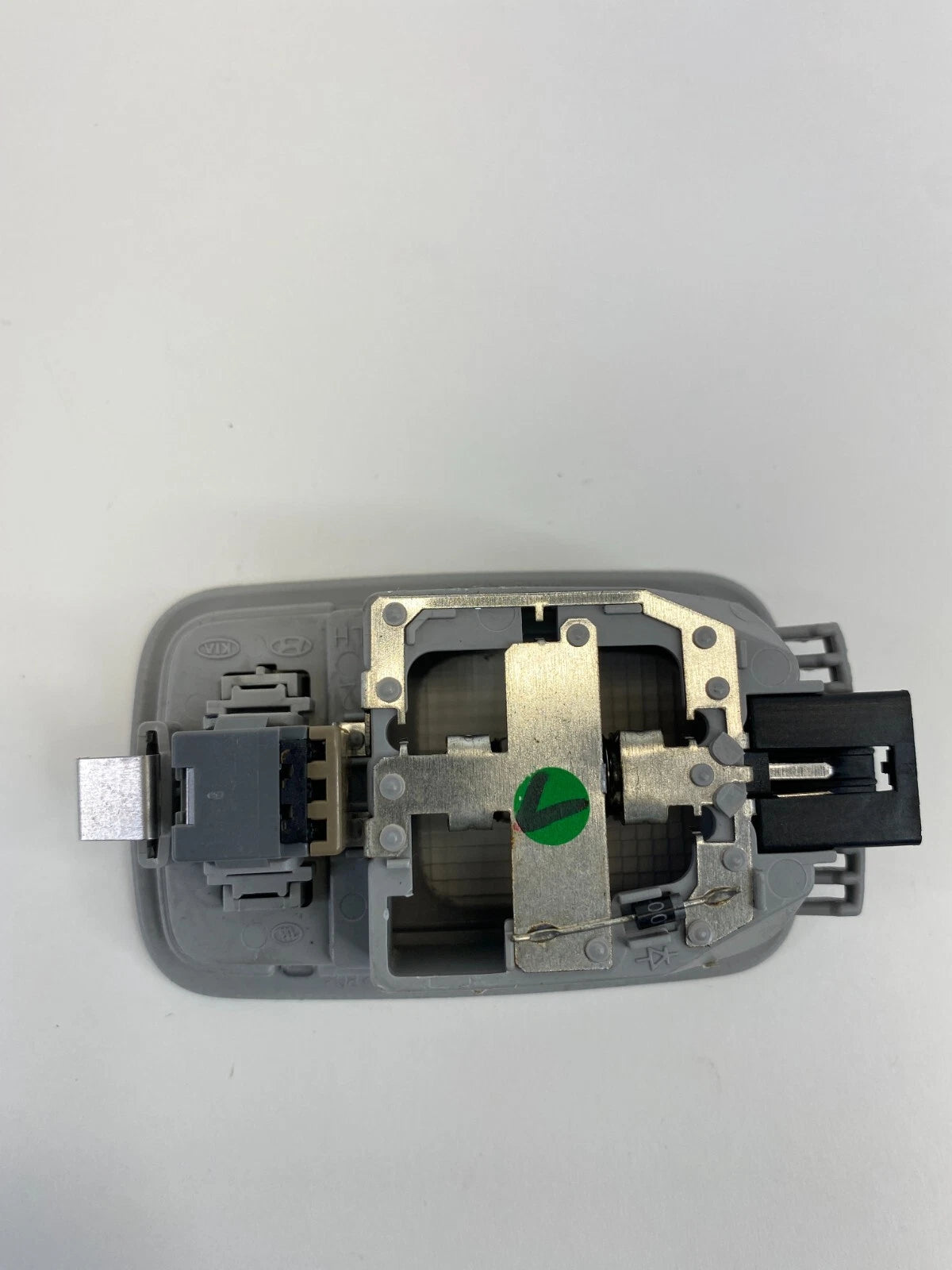 2013-2018 HYUNDAI SANTA FE SPORT ROOF INTERIOR REAR LEFT DOME MAP LIGHT LAMP OEM