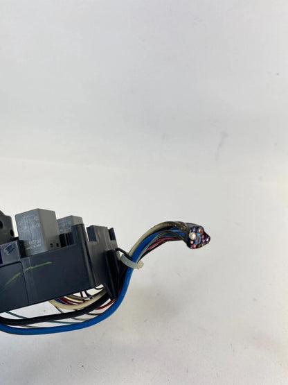 2009-2013 TOYOTA MATRIX 2.4L A/T FUSE RELAY FUSE BOX UNIT OEM