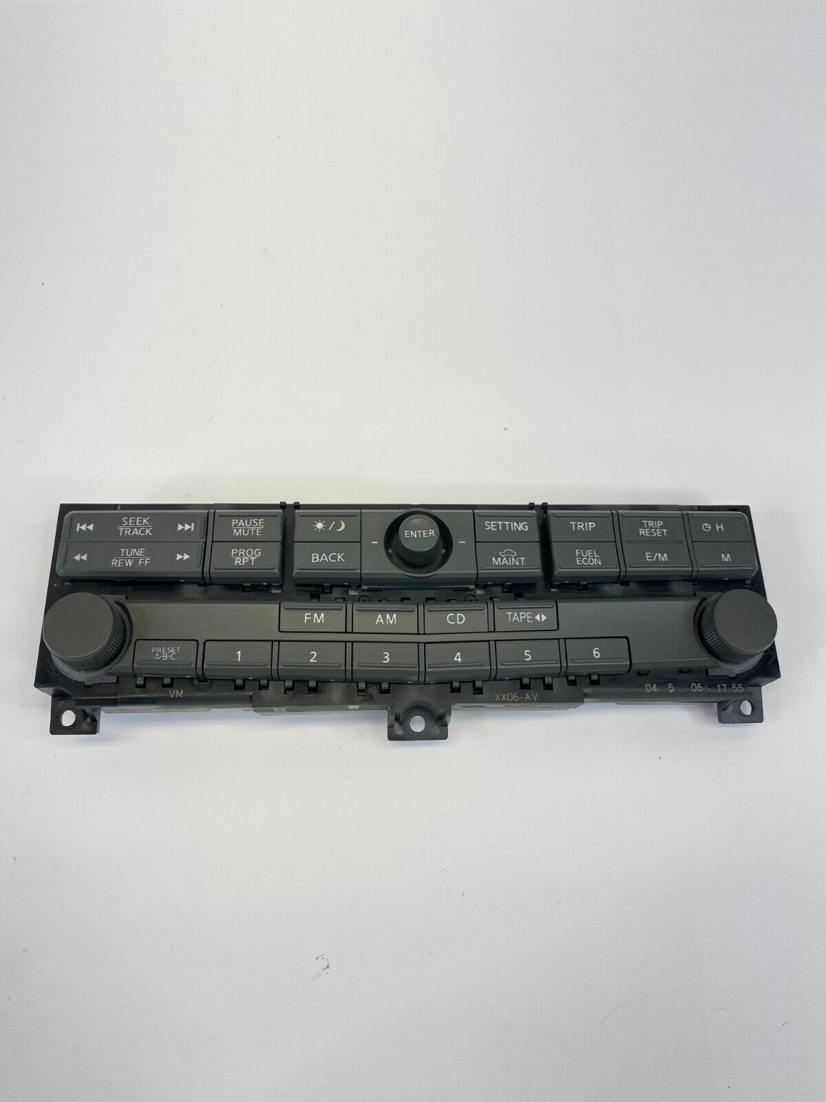 2006 06 Nissan Maxima Radio Receiver AM/FM CD Disc Control Panel Faceplate