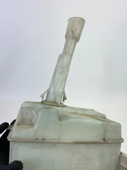 2001-2003 TOYOTA RAV4 WINDSHIELD WIPER FLUID RESERVOIR TANK BOTTLE ASSEMBLY OEM
