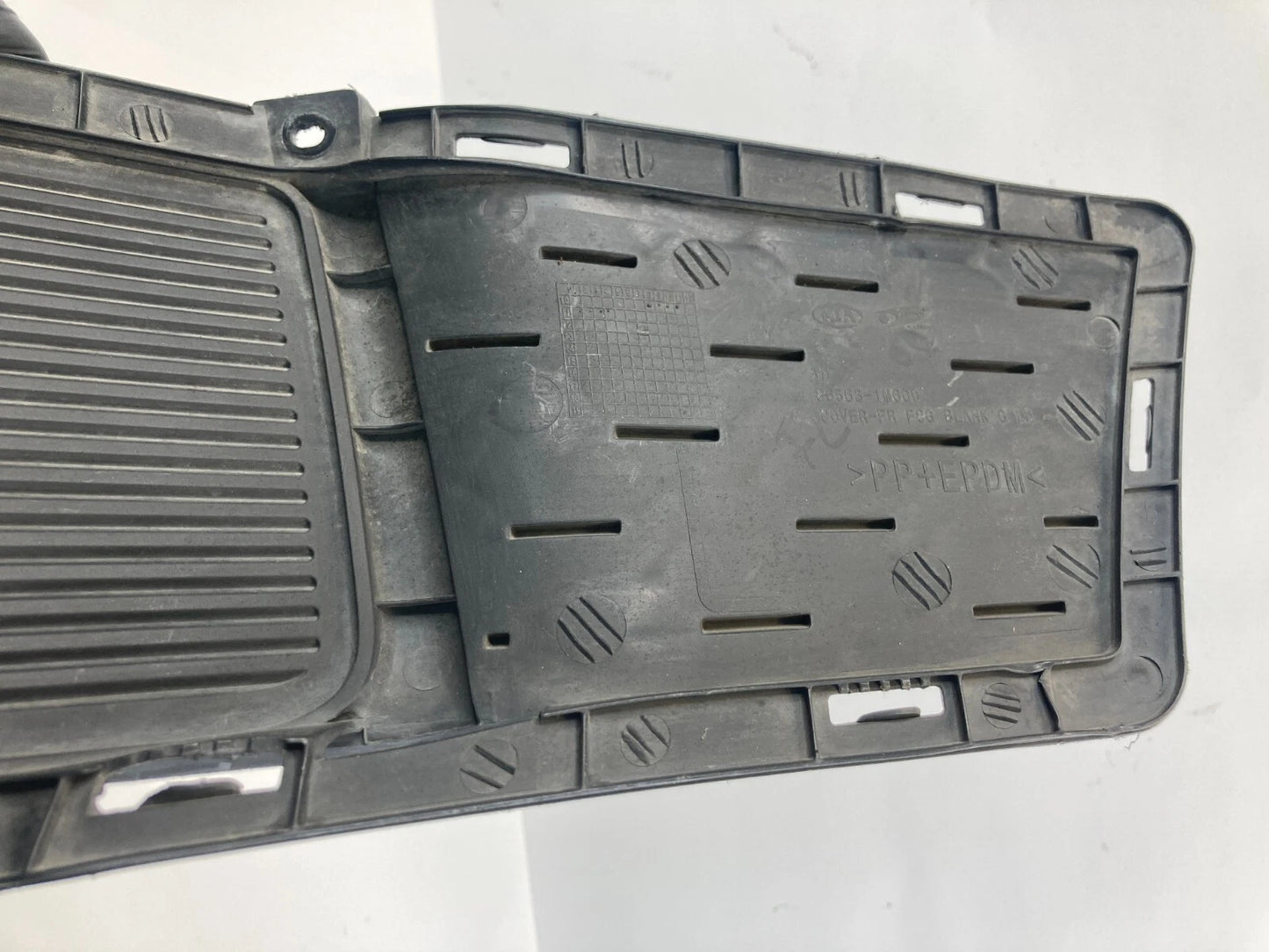 2011-2013 KIA FORTE FRONT LEFT LOWER BUMPER FOG LAMP BLANKING COVER 86563-1M600