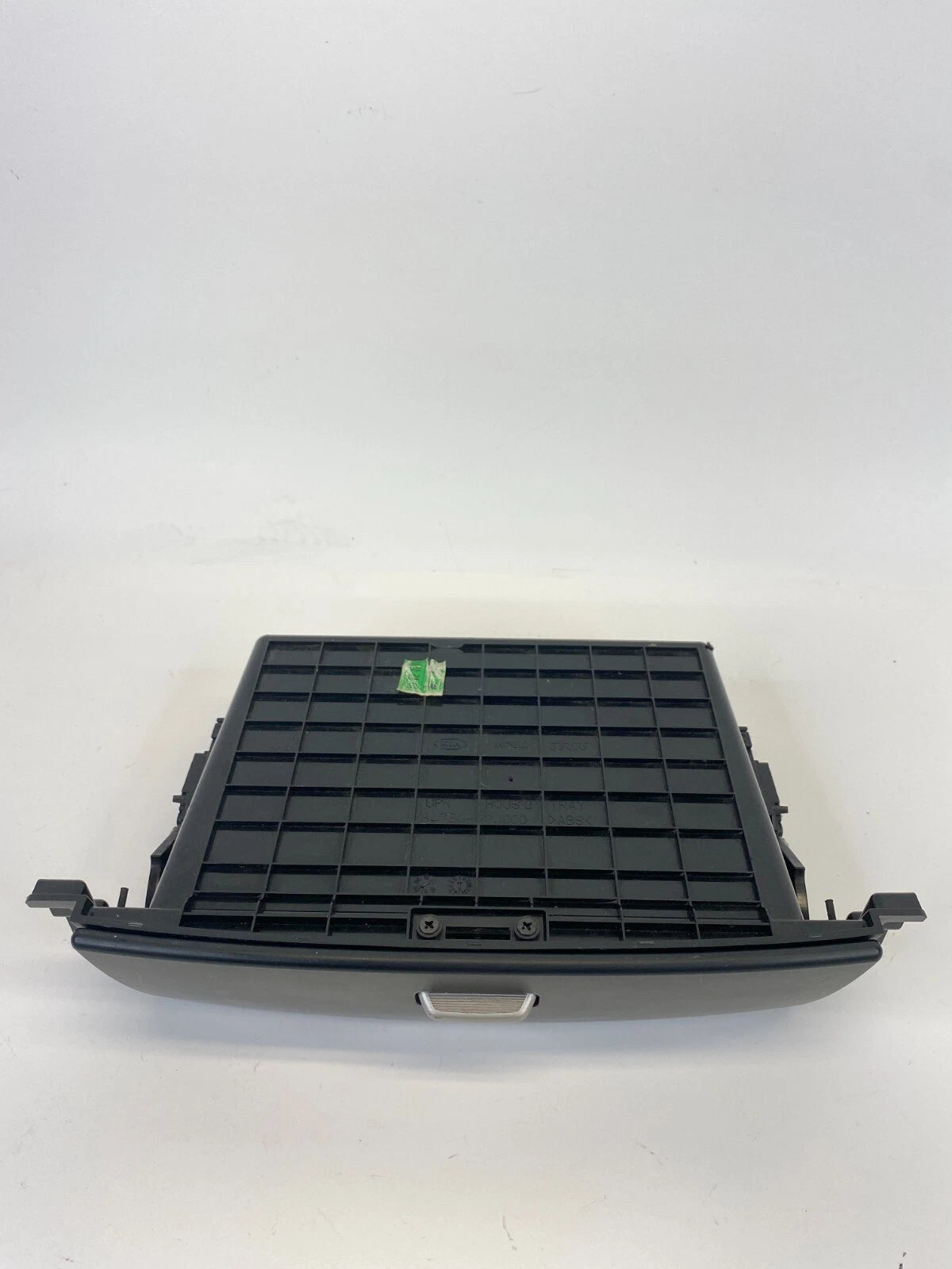 2009 2010 2011 KIA BORREGO CENTER DASH UPPER STORAGE COMPARTMENT 84730-2J000 OEM